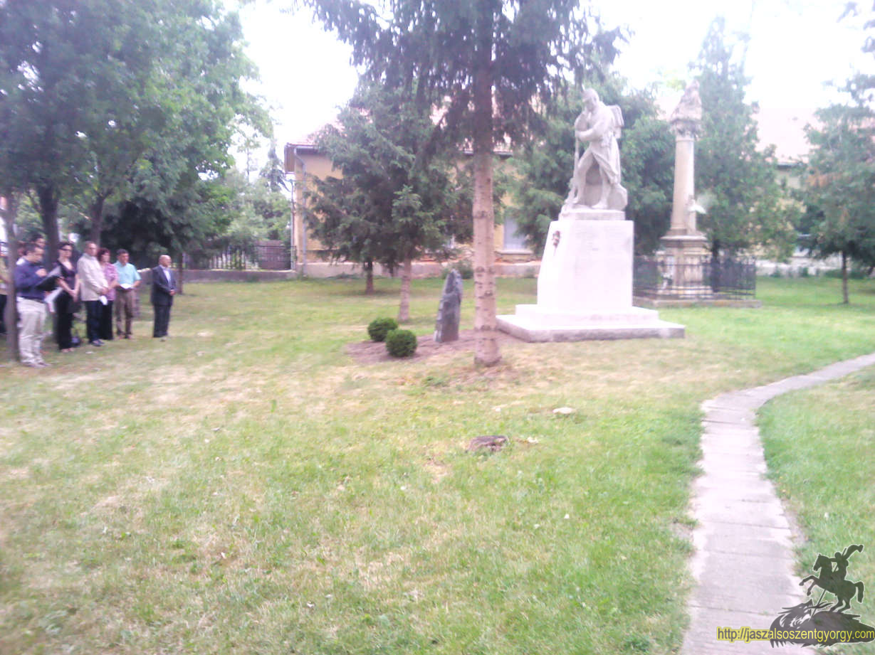 IMG_20120604_194139.jpg