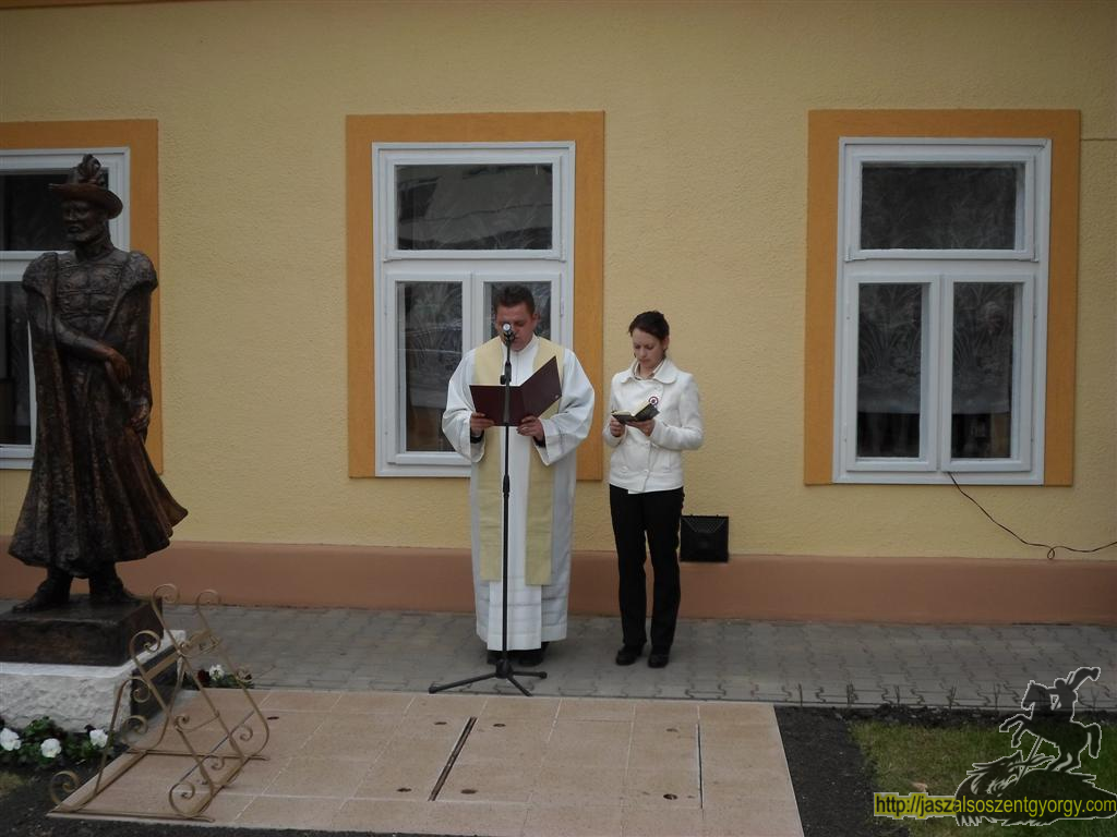 unnepseg_mar15120.JPG
