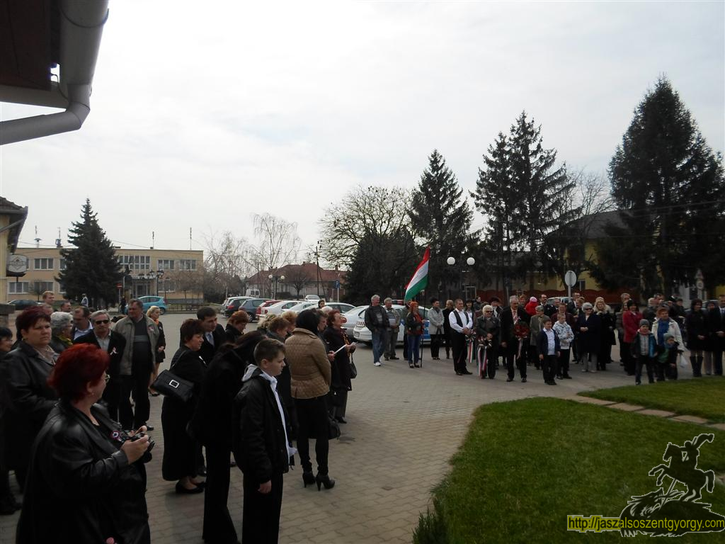 unnepseg_mar1519.JPG