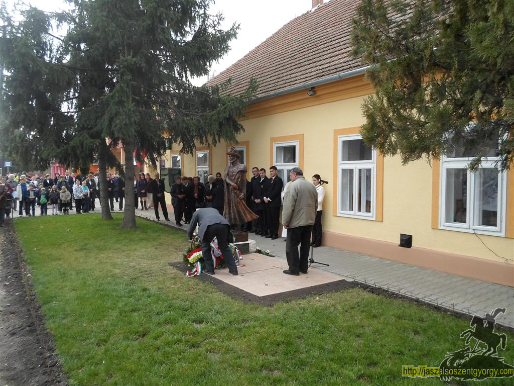 unnepseg_mar156.JPG