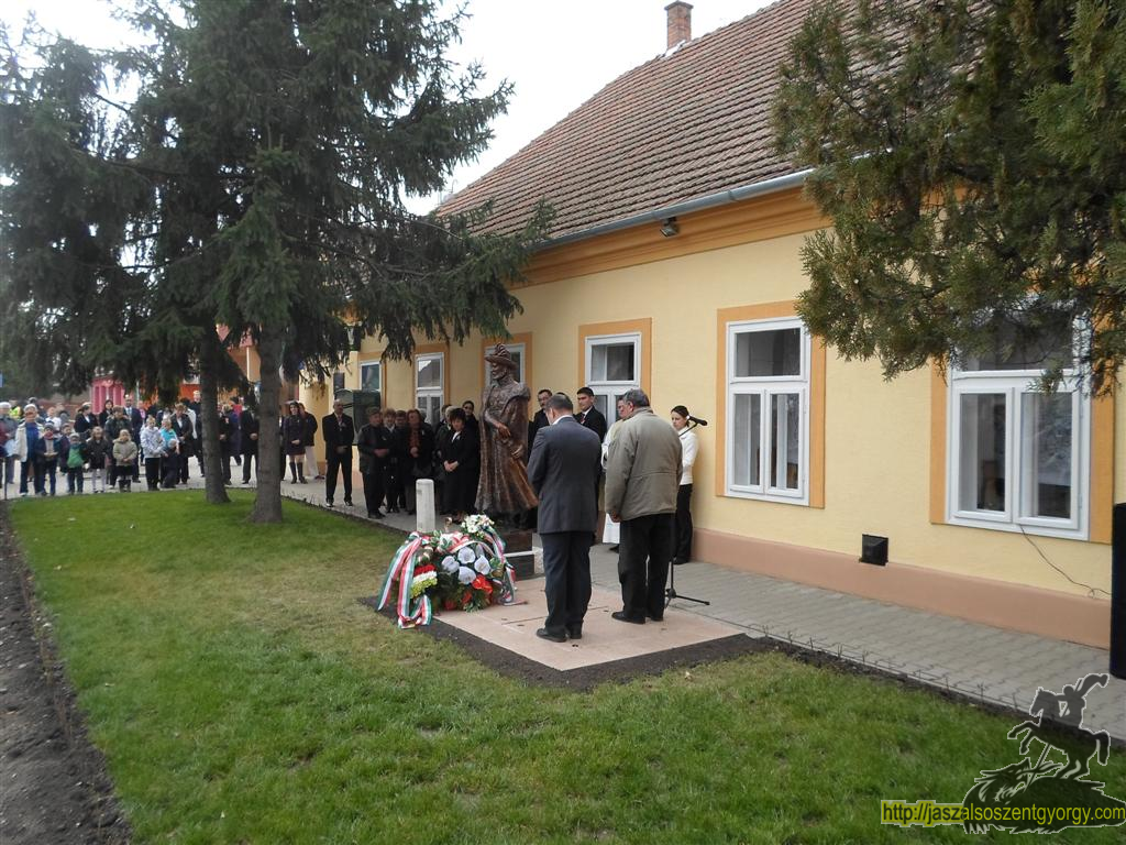 unnepseg_mar157.JPG