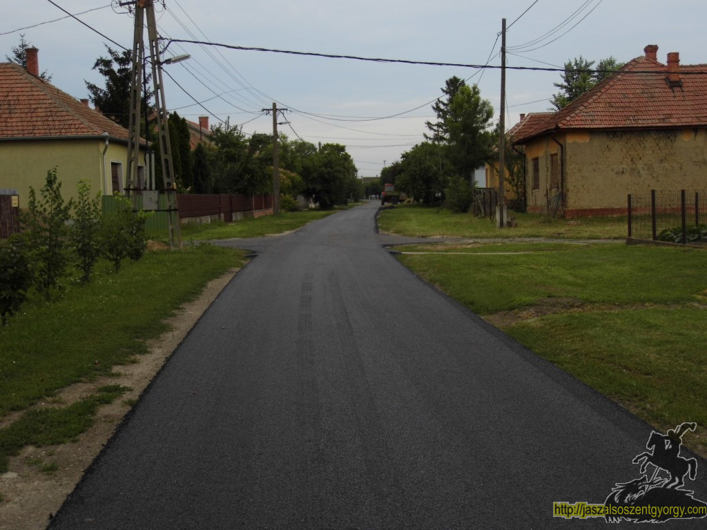 Kolcsey_ut_3.JPG