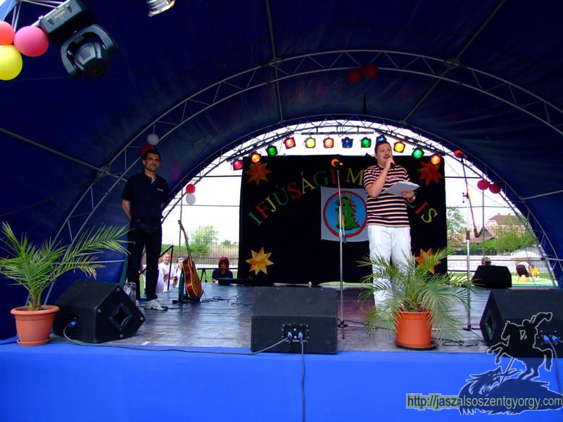 majalis09_01-119.jpg