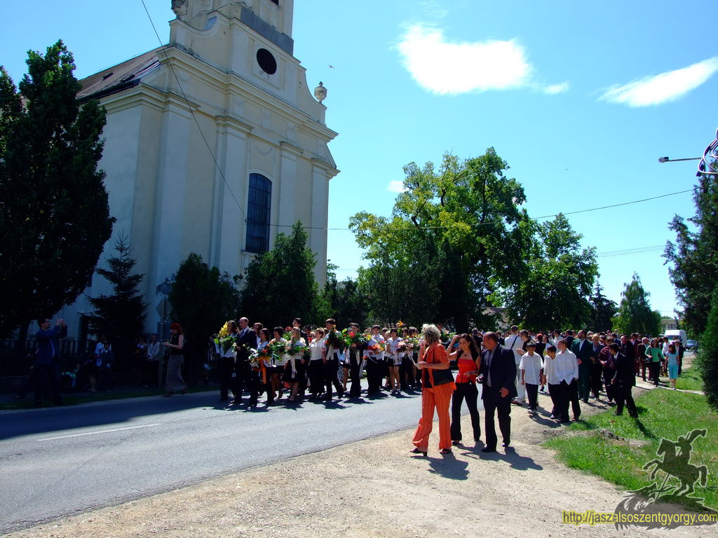 09ball19.jpg