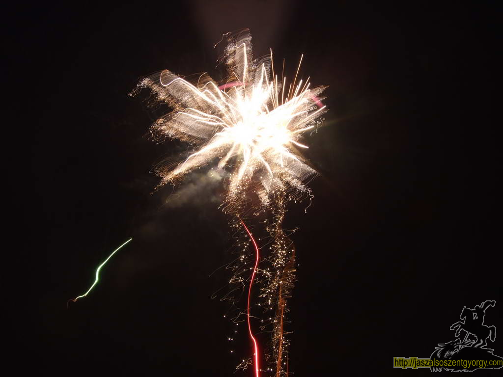 nyarkoszonto100522244.jpg